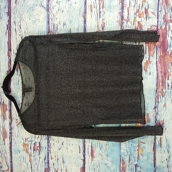 Victoria's Secret Sheer Top - Picture 2 of 7